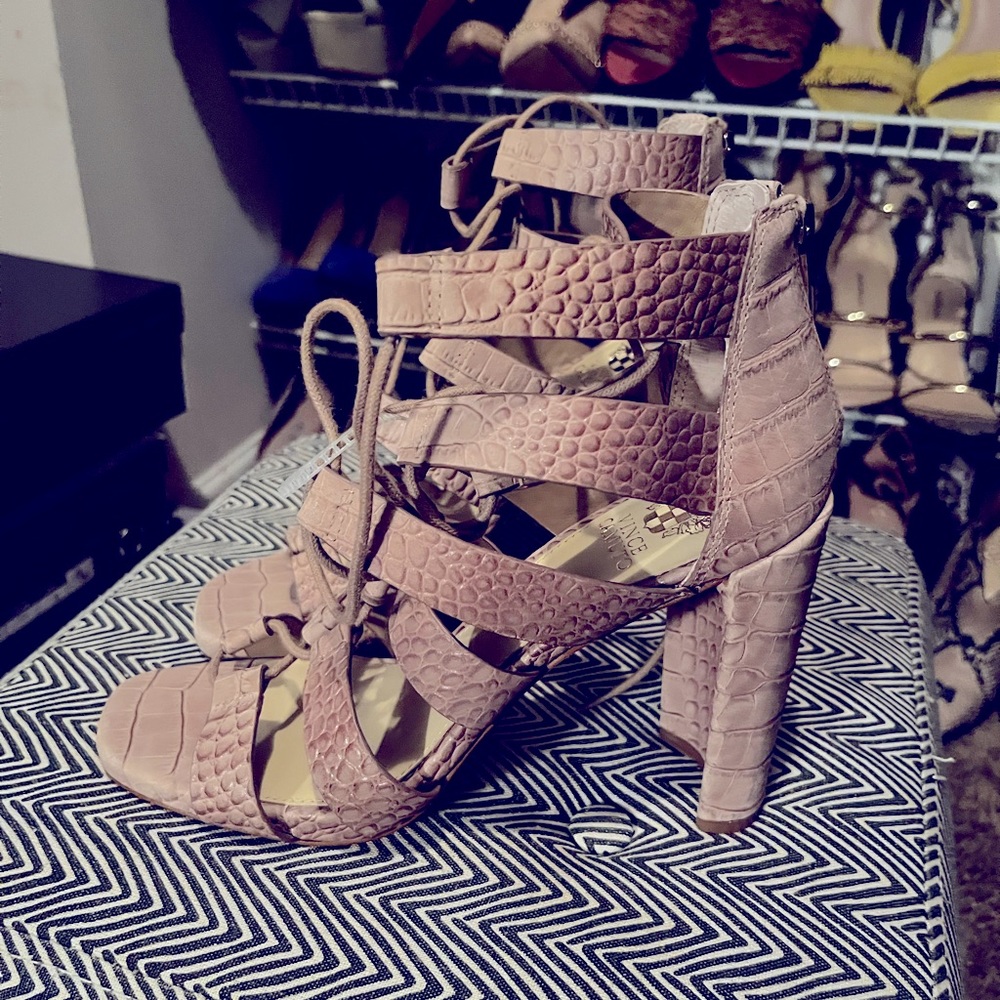 Cute Vince Camuto must haves
